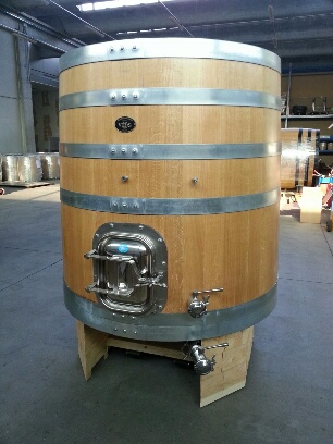 Wooden barrels - fermentetion vats