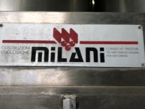 Milani crusher-destemmer