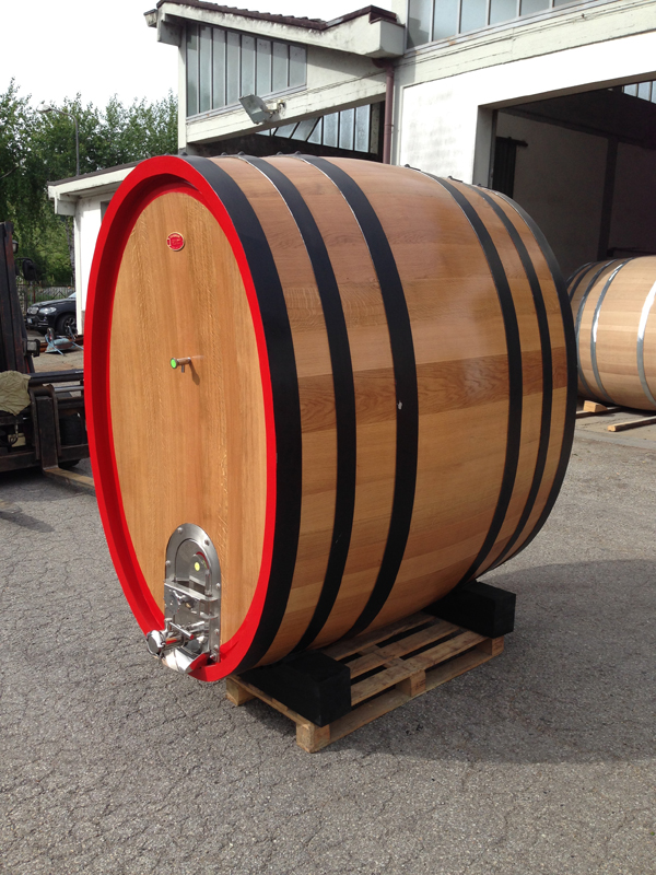 Round Slavonia oak barrel, capacity 25/27 hl