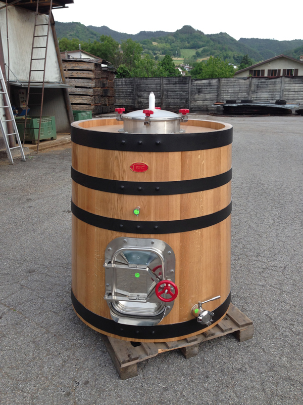 Wooden barrels -  10/11 hl Slavonia oak vat