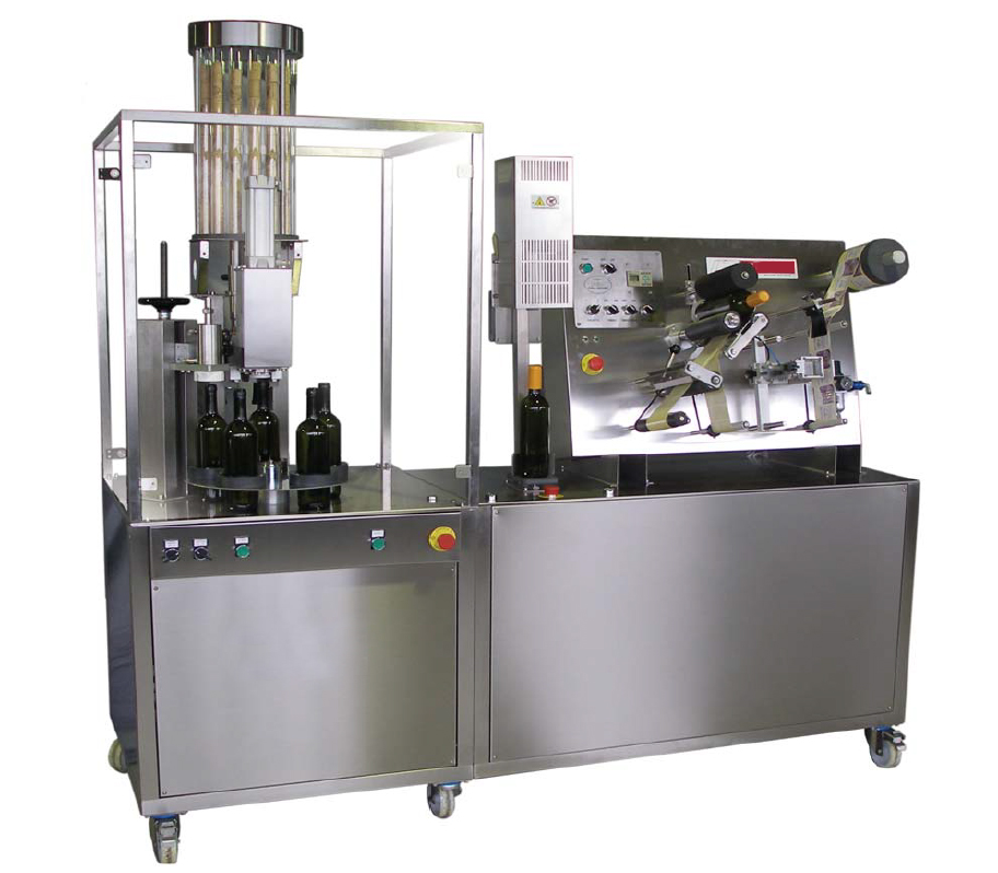 Automatic filler capper