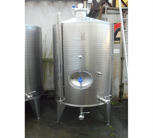 20 hl storage tanks for wine