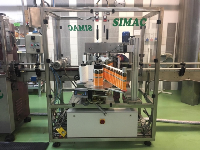  Labeling machine