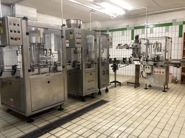 Bottling line