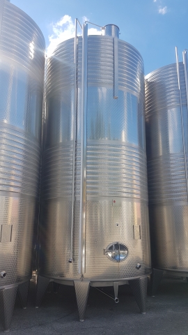 Serbatoi cilindrici verticali in acciaio inox hl 300