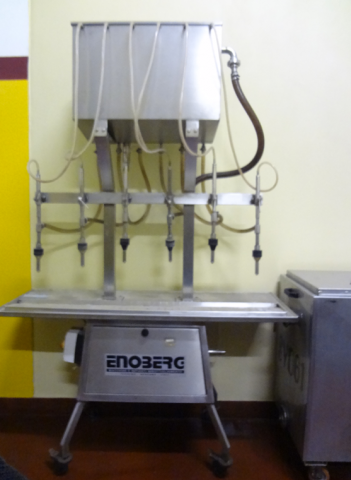 Semiautomatic filler enoberg with six valves