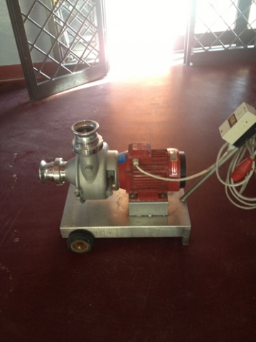 Liquid transfer pump liverani