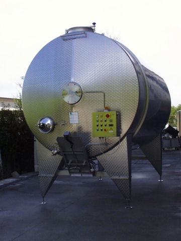 Vinificatore/fermentino inox orizzontale per vino nuovo hl 100