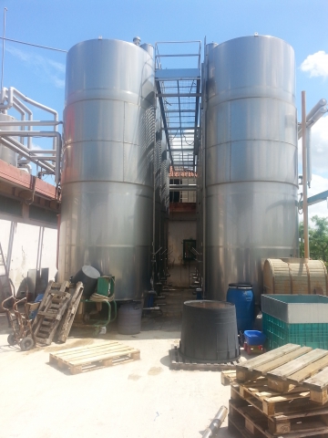 Serbatoio inox per vino usato hl 300