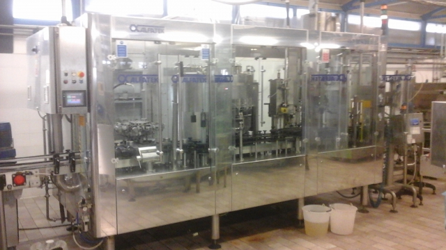 Complete bottling line