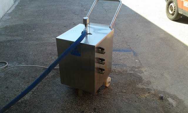 Generatore di vapore marca sifa modello giga 80