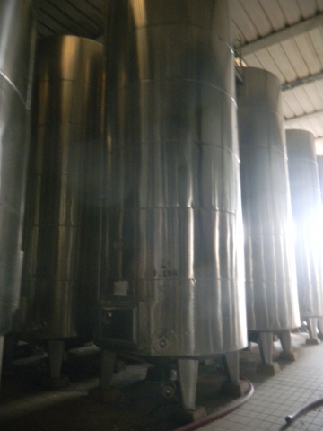 Insulated stainless steel tank, capacity hl 200