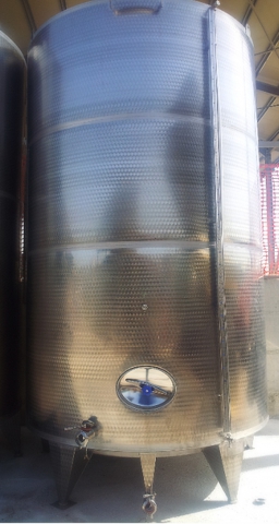 Used storage tank for wine, capacity hl 150