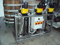 Clarifier or products dispenser