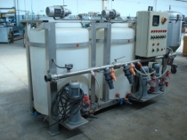 Clarifier or products dispenser