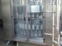 Light vacuum filling machine