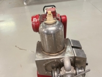 Piston pump