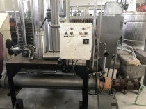 Pressure concentrator