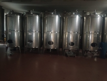 Lot of 6 stainless steel tanks