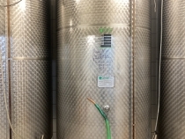 Always full 30 hl stainless steel tanks