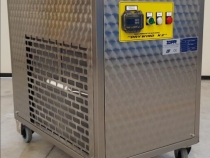 Refrigeration circuit dehumidifier