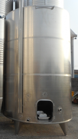 Serbatoi hl 200 da vinificazione  in acciaio inox
