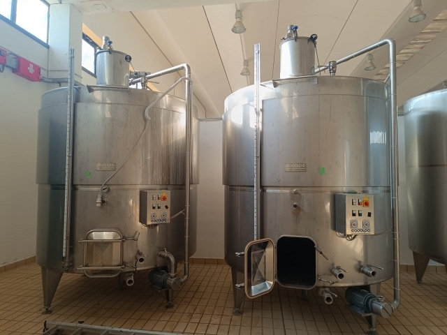 Vinificatori 100 hl 